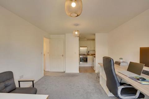 2 bedroom flat for sale, 160 Dobede Way, Soham, Ely, Cambridgeshire CB7 5FN