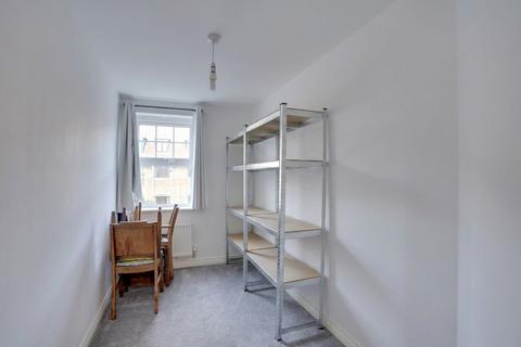 2 bedroom flat for sale, 160 Dobede Way, Soham, Ely, Cambridgeshire CB7 5FN
