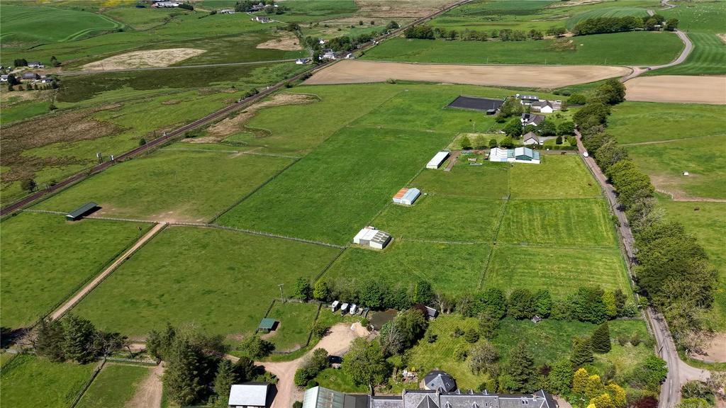 Muirhall, Auchengray, Lanarkshire, ML11 - View 5