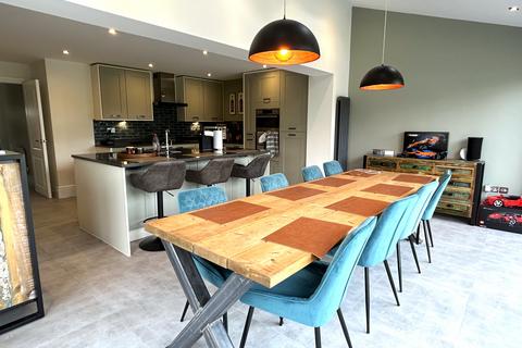 4 bedroom semi-detached house for sale, Garratt Close, Poulton-Le-Fylde