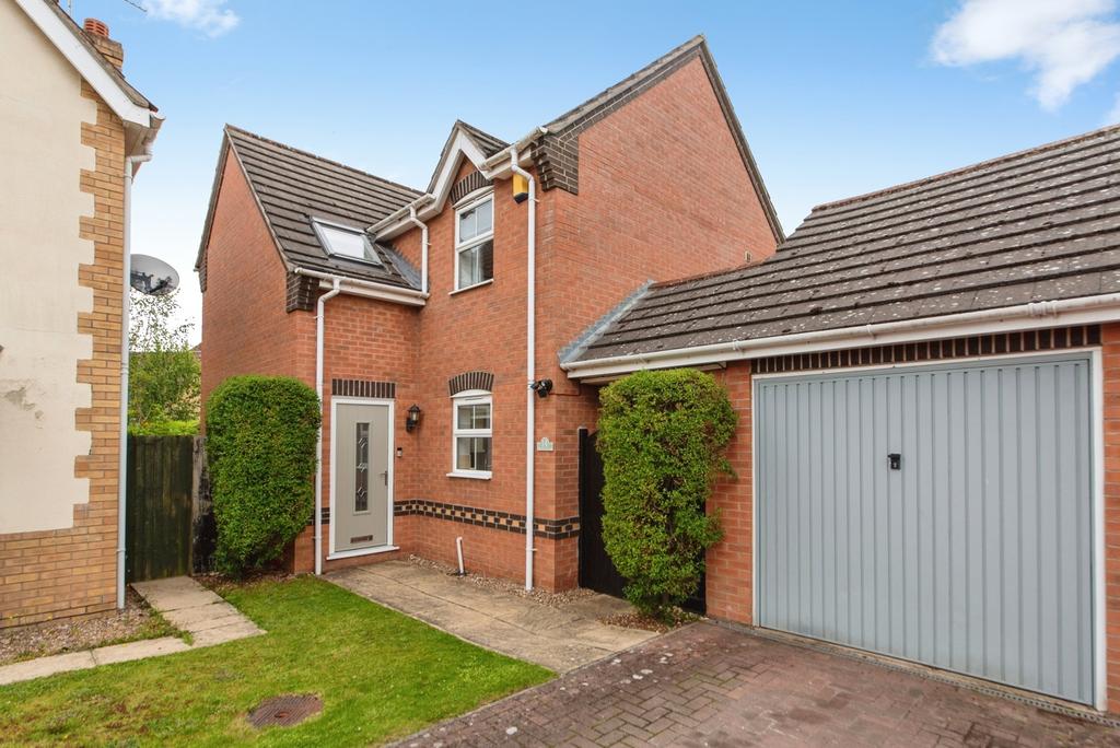 3 bedroom detached house for sale