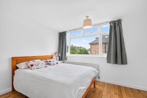 1 bedroom flat for sale, Devonport Road, London