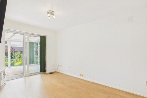2 bedroom detached bungalow for sale, Oribi Close, Hull, HU4 6UW