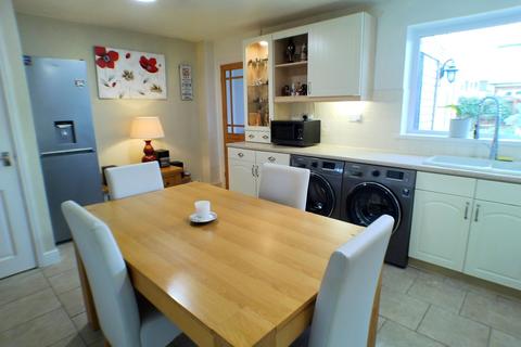 3 bedroom semi-detached house for sale, Cox Drive, Bottesford, NG13