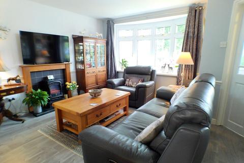 3 bedroom semi-detached house for sale, Cox Drive, Bottesford, NG13