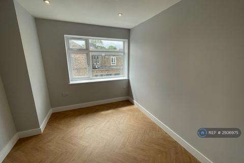 undefined, Halons Road, London, SE9