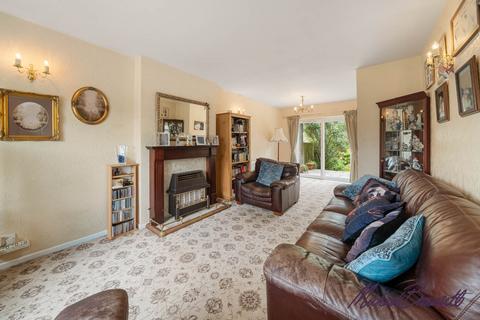 3 bedroom semi-detached house for sale, Beldon Lane, Bradford BD7