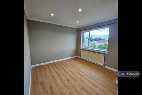 3 bedroom semi-detached house to rent, Wemyss Avenue, Glasgow, G77