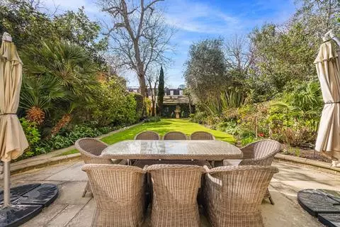5 bedroom terraced house to rent – pohled 4