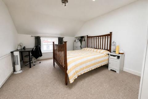 2 bedroom flat for sale, West Park, Clifton, BS8