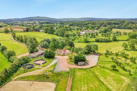4 bedroom equestrian property for sale, Hillend Green, Newent,  Equestrian