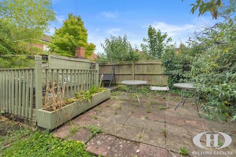 2 bedroom maisonette for sale, Sandow Crescent, Hayes