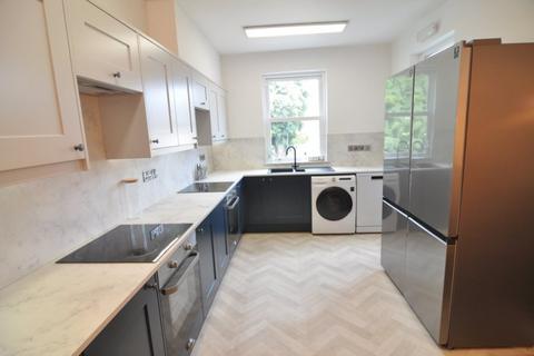 1 bedroom in a house share to rent, Park Road, Barnsley