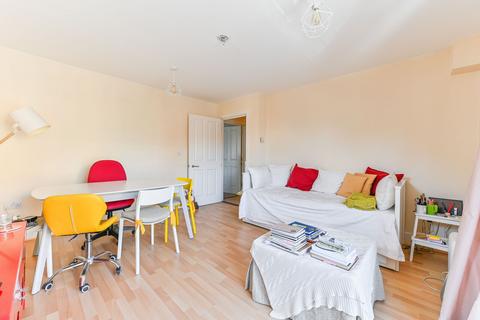 1 bedroom flat for sale, Mayday Road, Thornton Heath, CR7