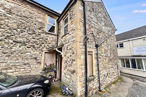 2 bedroom end of terrace house for sale, 2 Flats and Shop, 92 High Street, Midsomer Norton, Somerset BA3 2DE