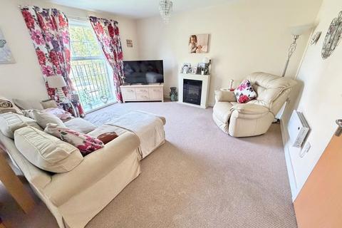 2 bedroom apartment for sale, Naylor Road, Ellesmere Port