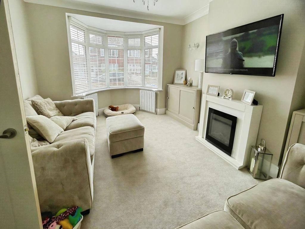 House in Newcastle upon Tyne, Tyne and Wear - View 2