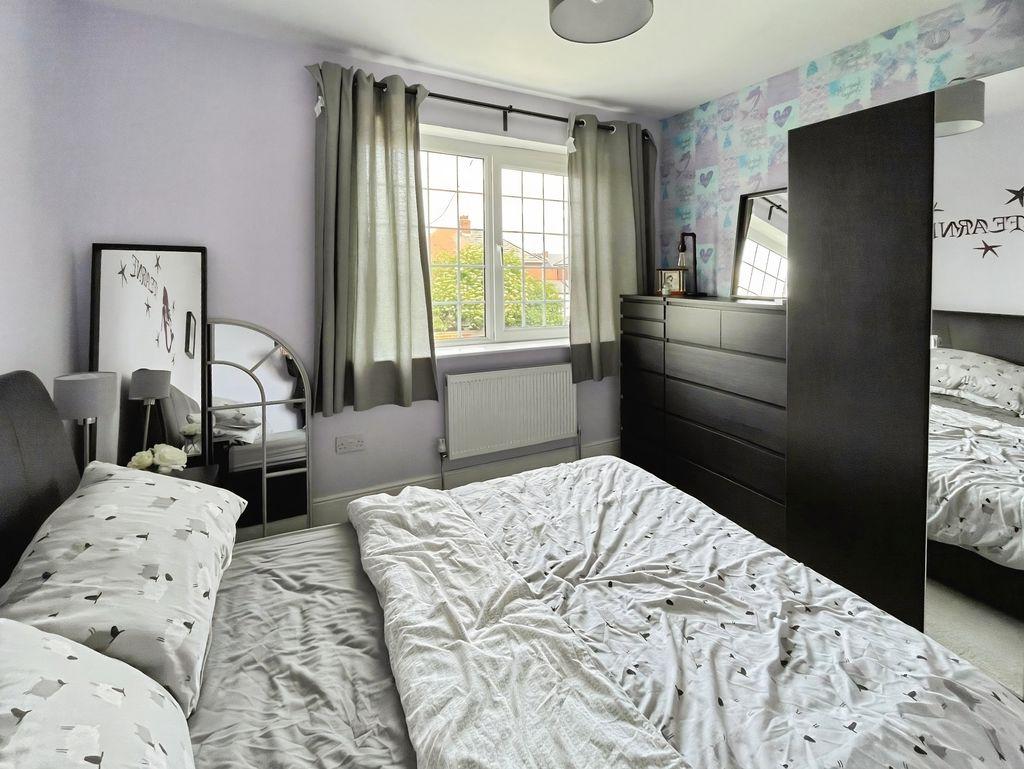 House in Newcastle upon Tyne, Tyne and Wear - More