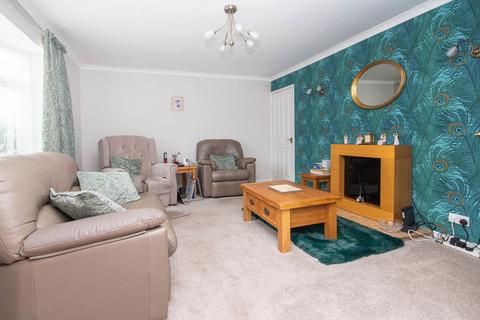 undefined, Pendle Close, Millbrook