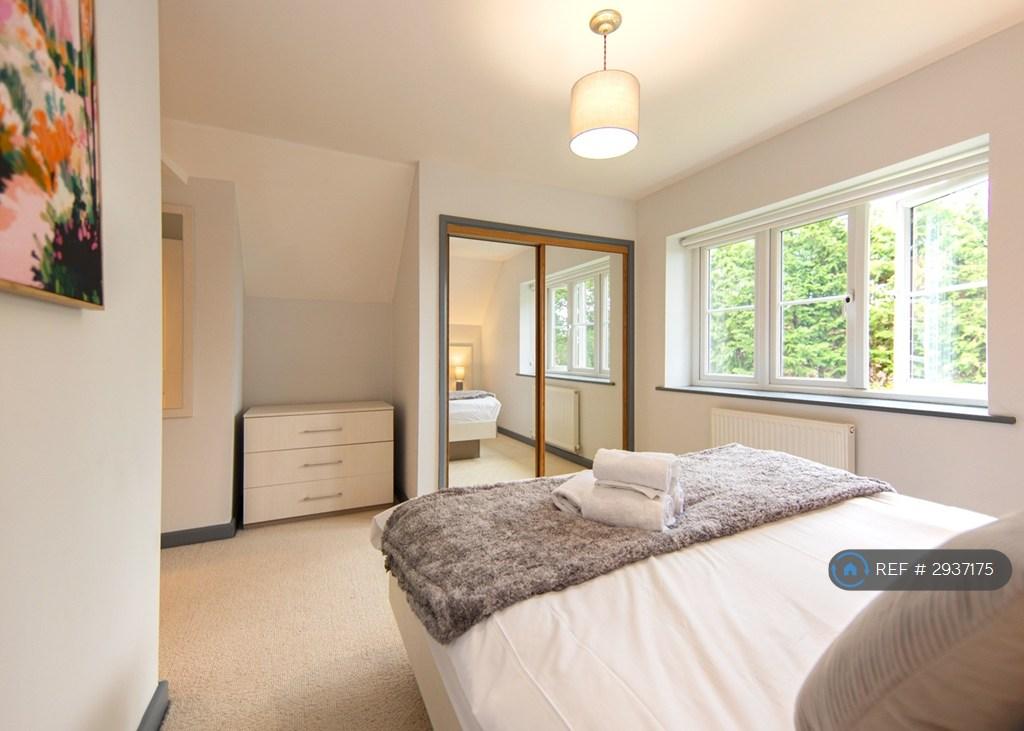 Apartment in Southampton, Glen Eyre - View 3