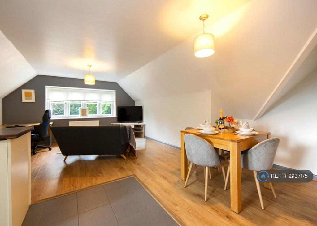 Apartment in Southampton, Glen Eyre - View 5