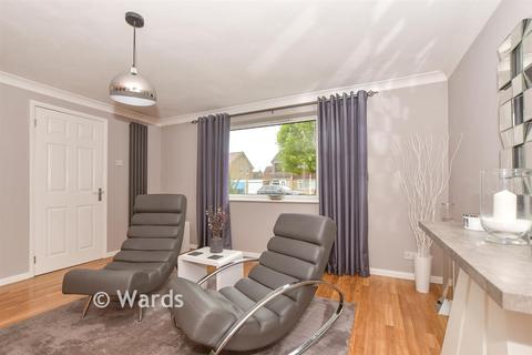 4 bedroom detached house for sale, Manwood Close, Sittingbourne ME10