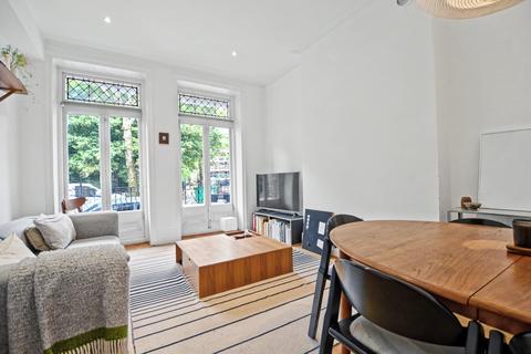 1 bedroom ground floor flat for sale, Lissenden Gardens, Parliament Hill, London NW5
