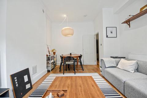 1 bedroom ground floor flat for sale, Lissenden Gardens, Parliament Hill, London NW5