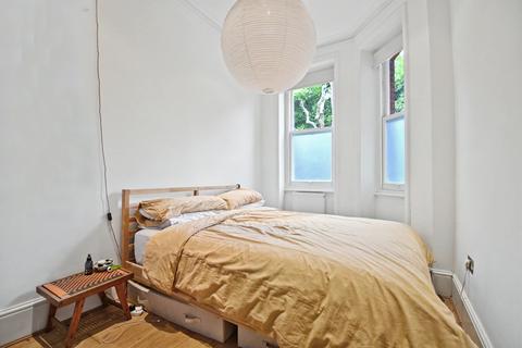 1 bedroom ground floor flat for sale, Lissenden Gardens, Parliament Hill, London NW5