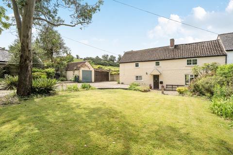 undefined, Foxholes, Warminster BA12