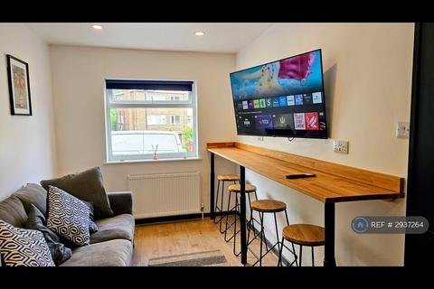 undefined, Thackeray Road, Southampton, SO17