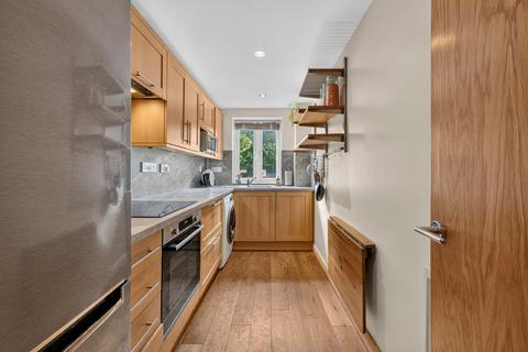 2 bedroom flat for sale, Calder Court, 253 Rotherhithe Street, London, SE16
