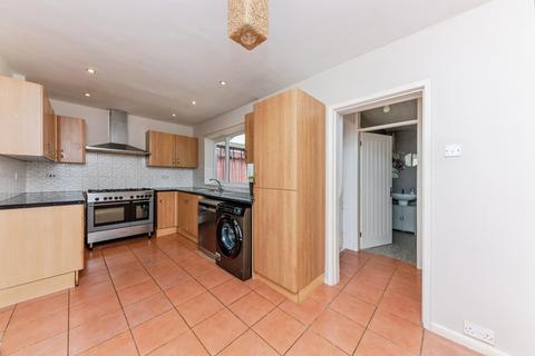 3 bedroom end of terrace house for sale, Mount Pleasant Avenue, Louth, LN11