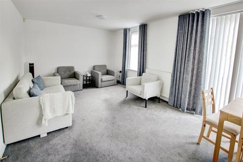 2 bedroom flat for sale, Monument Court, Nevilles Cross, Durham, DH1