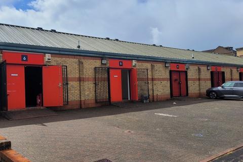 Distribution warehouse to rent, 106 Barloch St Glasgow G22 5LE