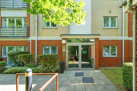 1 bedroom property for sale, Hawker Place, Walthamstow, E17