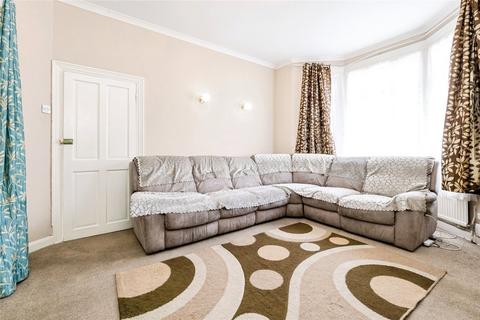 4 bedroom terraced house for sale, Kensington Avenue, Manor Park, London, E12