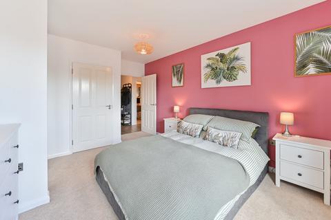2 bedroom flat for sale, Arundel House, Walthamstow, London, E17