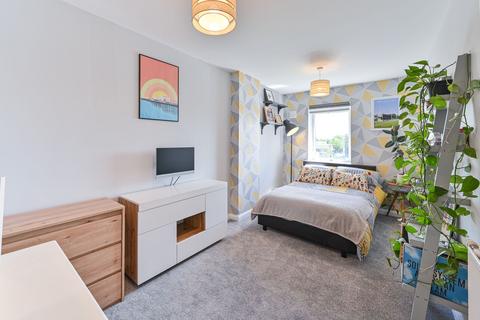 2 bedroom flat for sale, Arundel House, Walthamstow, London, E17