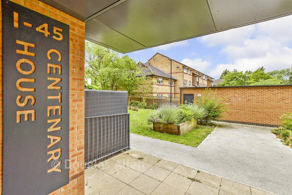 External Lifestyle Photograph