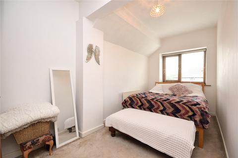 3 bedroom terraced house for sale, White Lee Road, Batley, West Yorkshire