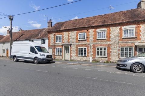2 bedroom terraced house for sale, Sussex Road, Petersfield