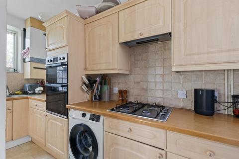 2 bedroom terraced house for sale, Sussex Road, Petersfield
