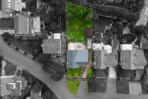 5 bedroom detached house for sale, Chiltern Drive, Mirfield WF14