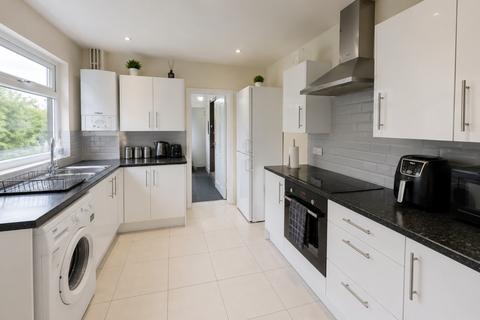 5 bedroom end of terrace house to rent, 104 Beeston Road, Nottingham, Nottinghamshire, NG7