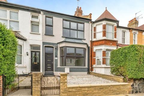Squires Lane, Finchley, London, N3