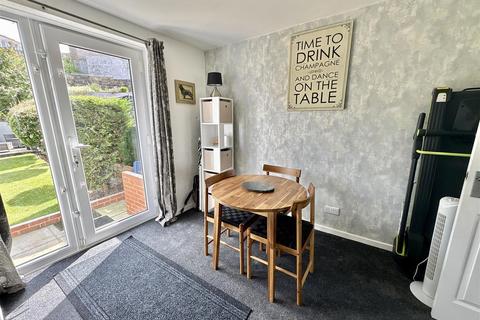 3 bedroom semi-detached house for sale, Long Heys, Greetland, Halifax