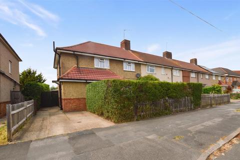 4 bedroom end of terrace house for sale, Waterbeach Road, Slough