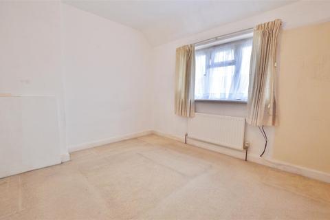 4 bedroom end of terrace house for sale, Waterbeach Road, Slough