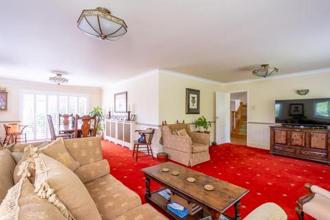 4 bedroom chalet for sale, Pryors Lane, Aldwick, Bognor Regis